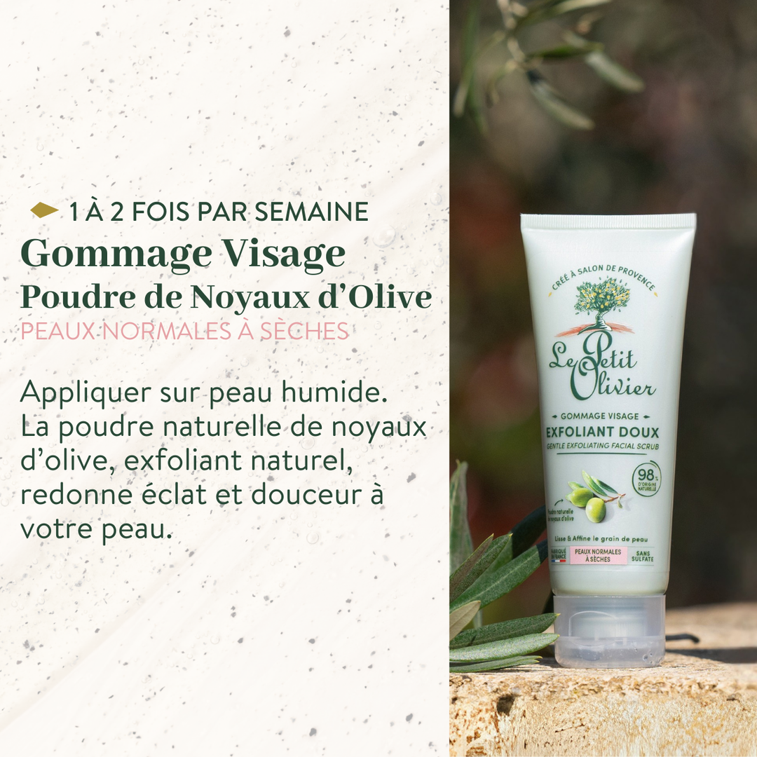 Un tube de « Le Petit Olivier Rituel Soin Visage Complet Douceur » est posé à côté de feuilles ; son texte en français met en avant une exfoliation douce et naturelle à la poudre de noyaux d'olive, destinée aux peaux normales à sèches.