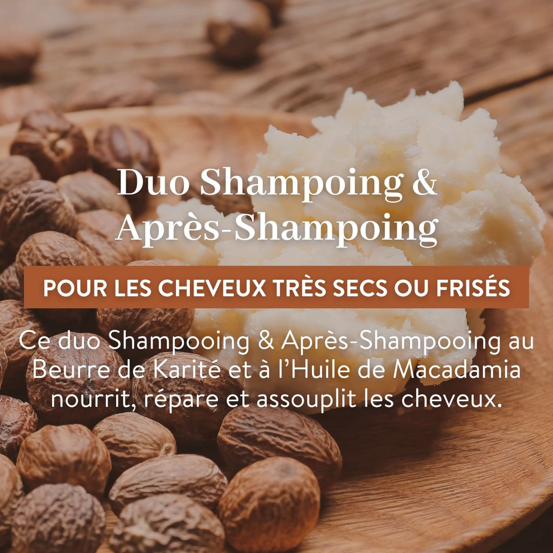 Sur un présentoir en bois sont disposées des noix de karité, du beurre de karité et un texte présentant le « Duo Shampoing et Après-Shampoing » de Le Petit Olivier, destiné aux cheveux très secs ou frisés, enrichi en beurre de karité et en huile de macadamia, sans sulfate, pour nourrir et réparer les cheveux.